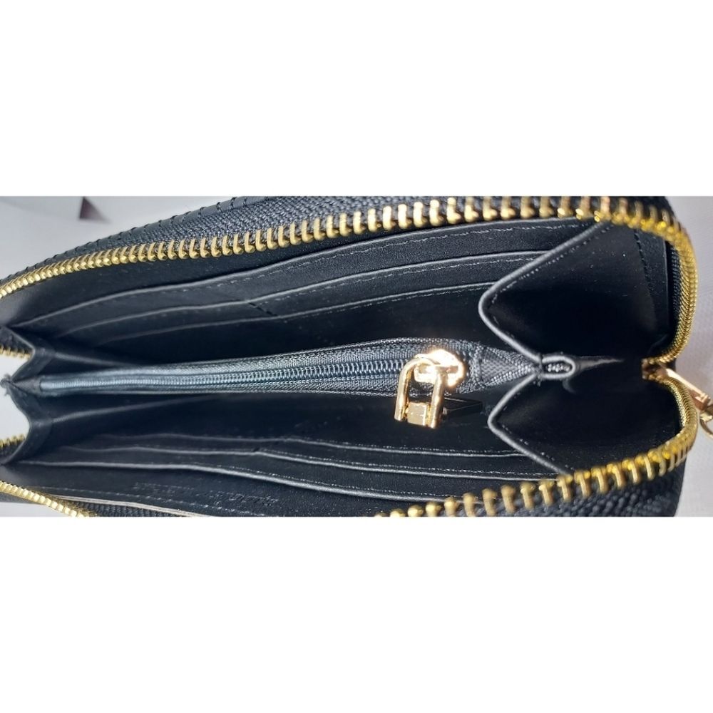 Badgley Mischka Black Quilted Wristlet Wallet NWT - Picture 7 of 8